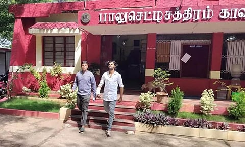 காஞ்சிபுரம் | காவல் நிலையத்தில் ஆஜராகி கையெழுத்திட்ட யூடியூபர் வாசன்