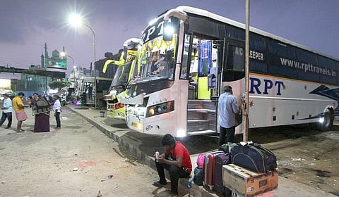 கோயம்பேட்டில் இருந்து புறப்படும் ஆம்னி பேருந்துகள் தாம்பரம், பெருங்களத்தூர் வழியாக செல்லாது
