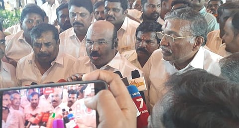தருமபுரியில் செய்தியாளர்களைச் சந்தித்த அதிமுக முன்னாள் அமைச்சர் ஜெயக்குமார்