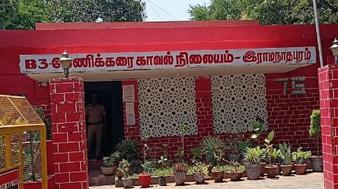 நர்சிங் மாணவி மர்ம மரணம்: ராமநாதபுரம் போலீஸ் விசாரணை