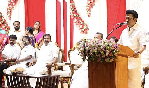 திருமண விழாவில் உரையாற்றும் தமிழக முதல்வர் மு.க.ஸ்டாலின்