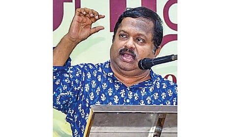 வெள்ளை உணவு பொருட்களை தவிர்க்க வேண்டும்: மருத்துவர் கு.சிவராமன் அறிவுறுத்தல்