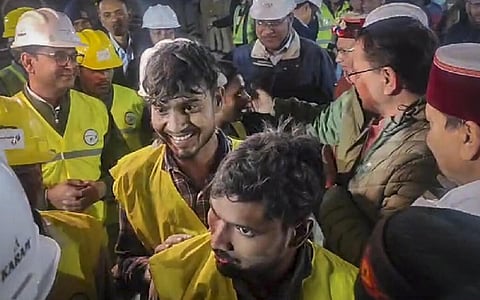 உத்தராகண்ட் மாநிலம் சில்க்யாரா சுரங்கப் பாதையில் மீட்கப்பட்ட தொழிலாளர்கள்
