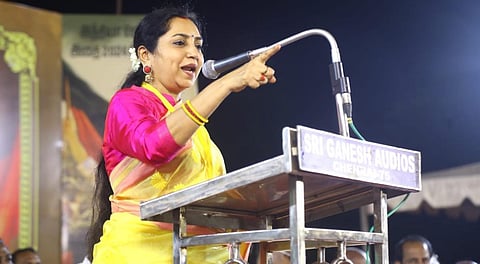 பிரபாகரன் குறித்த சர்ச்சை கருத்து: தமிழச்சி தங்கபாண்டியனுக்கு காங்கிரஸ், பாஜக கண்டனம்