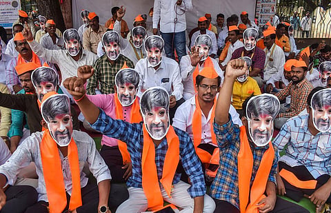 மராத்தாக்கள் இடஒதுக்கீடு: வறுமைக்குத் தீர்வாகுமா?