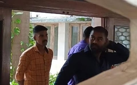 ஆருத்ரா வழக்கில் ஆர்.கே.சுரேஷிடம் 2-வது நாளாக விசாரணை:வீடியோவாக பதிவு செய்துள்ளதாக தகவல்