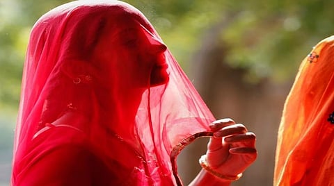 மதுவுக்கு அடிமையான தந்தை, ஏழ்மையுடன் போராடி 19 வயதில் பஞ்சாயத்து தலைவராகி பெண் சாதனை @ ராஜஸ்தான்