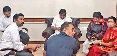 தூத்துக்குடியில் வெள்ள நிவாரண பணிகள் தீவிரம்