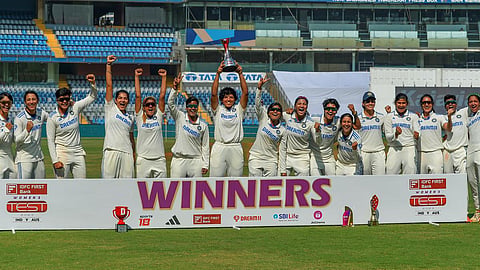 IND-W vs AUS-W | ஆஸி.க்கு எதிரான டெஸ்ட் போட்டியில் இந்திய மகளிர் அணி வெற்றி!