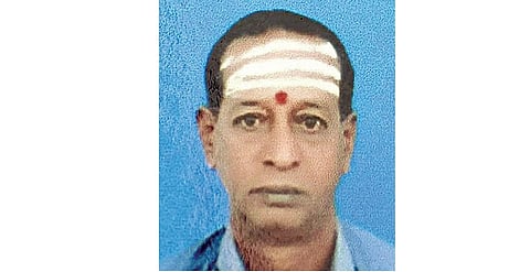 அர்ச்சகர் சரவணன்