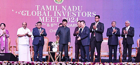முதலீட்டாளர் மாநாட்டில் தென் மாவட்டங்கள் புறக்கணிப்பு? - தாமாக முன்வந்து விசாரிக்க நீதிமன்றம் மறுப்பு: பொதுநல மனு தாக்கல் செய்ய நீதிபதிகள் அறிவுரை