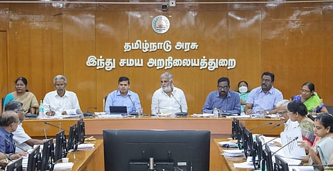 2024 இறுதிக்குள் 2,000 கோயில்களுக்கு குடமுழுக்கு: அமைச்சர் சேகர்பாபு தகவல்