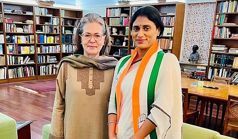 ஆந்திர மாநில காங்கிரஸ் தலைவர் ராஜினாமா - ஒய்.எஸ்.ஷர்மிளாவுக்கு வாய்ப்பு?