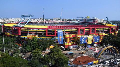 கேலோ இந்தியா இளைஞர் விளையாட்டு - முதல் 3 இடங்களுக்குள் வருவதை இலக்காக கொண்டு களமிறங்கும் தமிழ்நாடு