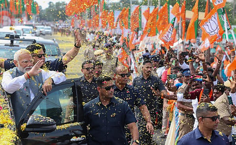 ராமேசுவரத்தில் உற்சாக வரவேற்பு: ராமநாதசுவாமி கோயிலில் பிரதமர் மோடி சாமி தரிசனம்