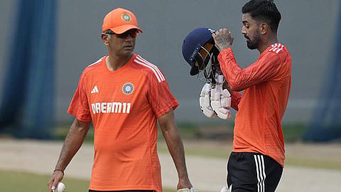 “இங்கிலாந்துக்கு எதிரான தொடரில் கே.எல்.ராகுல் கீப்பர் இல்லை” - பயிற்சியாளர் திராவிட்