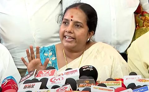 நாட்டை நேசிப்பவர்களை சங்கி என்று சொல்வது பெருமைதான்: வானதி சீனிவாசன் கருத்து