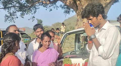 “நான் செய்யும் உதவிகளுக்குப் பின்னால் இருப்பது யார்?” - 5-வது ஆம்புலன்ஸை வழங்கிய பாலா விளக்கம்