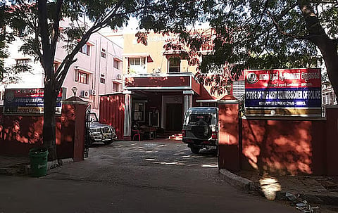 சென்னை | படுக்கை அறையில் ரகசிய கேமரா: மருத்துவ மாணவர் கைது