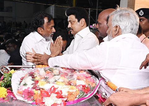 வெற்றி துரைசாமியின் உடலுக்கு முதல்வர் ஸ்டாலின் நேரில் அஞ்சலி