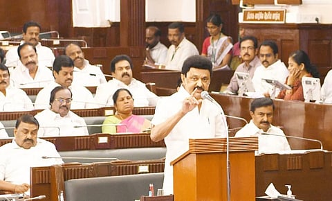 “ஆளுநரின் சிறுபிள்ளைத்தன செயலுக்கு பயந்துவிட மாட்டோம்” - பேரவையில் முதல்வர் ஸ்டாலின் ஆவேசம்