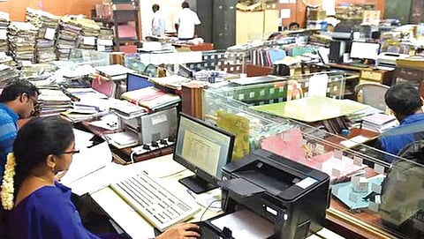 பணியிட இடஒதுக்கீடு: ஓரவஞ்சனை தகுமா?