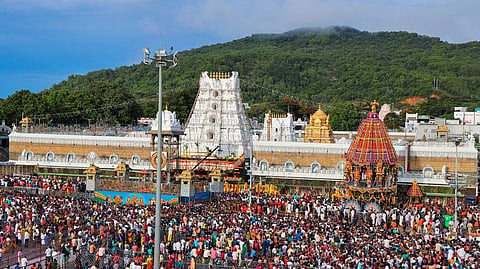 திருப்பதி ஏழுமலையான் கோயில் ரூ.300 சிறப்பு தரிசன டிக்கெட்: பிப். 24-ல் ஆன்லைனில் வெளியீடு
