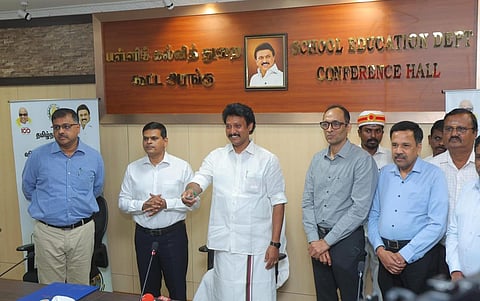 காணொலி பாடங்கள் அடங்கிய ‘மணற்கேணி இணையதளம்' - அமைச்சர் அன்பில் மகேஸ் தொடங்கி வைத்தார்