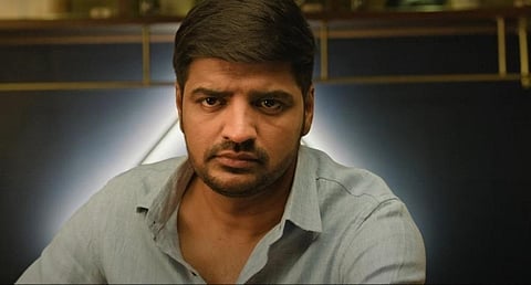 வித்தைக்காரன் Review: எடுபட்டதா சதீஷின் ‘சீரியஸ்’ முயற்சி?