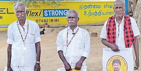 உதயநிதி வழங்கிய பொற்கிழியில் பாதி பணம் பறிப்பு - நிர்வாகிகள் மீது புகார் @ சிவகங்கை