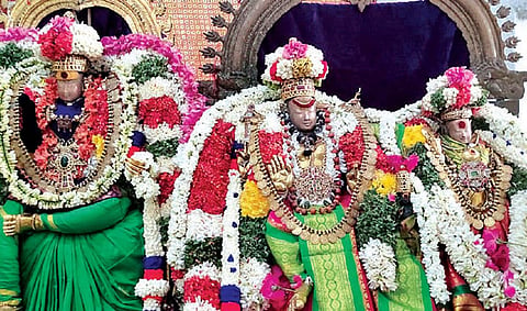 பர்வதவர்த்தினி அம்பாள், ராமநாத சுவாமி, பிரியாவிடை