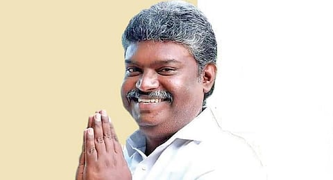தனுஷ் எம்.குமார்