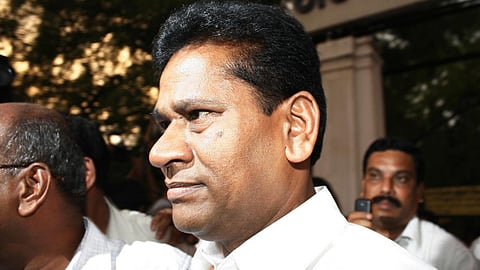 பிரபல தொழிலதிபர் மார்ட்டின்