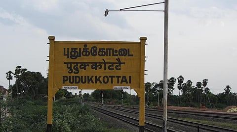 புதுகையை மாநகராட்சியாக தரம் உயர்த்த உத்தரவு - பட்டாசு வெடித்து கொண்டாட்டம்