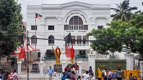 அதிமுகவிடம் 2 சீட் கேட்கும் பார்வர்டு பிளாக்