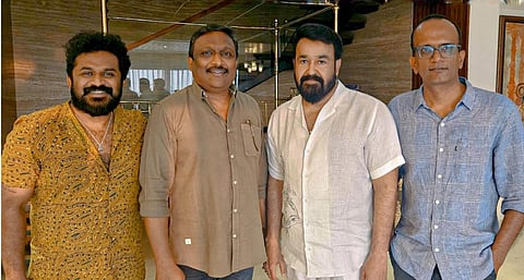 ‘சவுதி வெள்ளக்கா’ பட இயக்குநருடன் கைகோக்கும் மோகன்லால்!