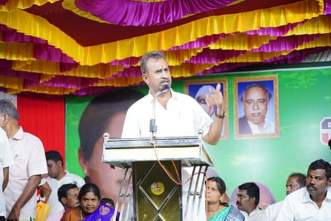 “கரூரில் இல்லாமல் கோவையில் அண்ணாமலை போட்டி ஏன்?” - எஸ்.பி.வேலுமணி கேள்வி
