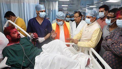 விபத்தில் காயமடைந்து, மருத்துவ சிகிச்சையில் உள்ளவர்களை நேரில் சென்று நலம் விசாரித்த முதல்வர் மோகன் யாதவ்