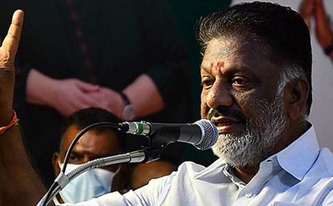 ‘பிரதமர் நிற்பார் என பார்த்தால் என்னை நிறுத்திவிட்டார்’ - ஓபிஎஸ்