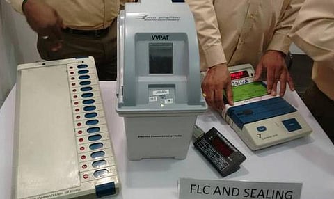 ஈவிஎம், விவிபாட், கட்டுப்பாட்டு இயந்திரம் இணைப்பில் உள்ள சந்தேகத்தை போக்கவே வழக்கு: திமுக நிர்வாகிகள் தகவல்