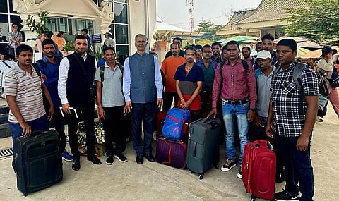லாவோஸ் நாட்டில் மோசடிக் கும்பலிடம் சிக்கிய 17 இந்தியர்கள் மீட்பு