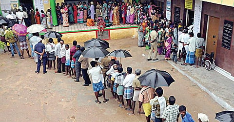 மக்களவைத் தேர்தல்: தமிழ்நாடு எப்படி வாக்களிக்கிறது?