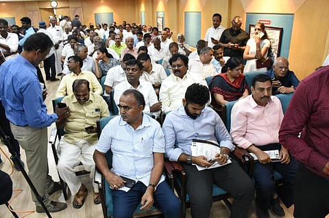 படம்: ஜெ மனோகரன்
