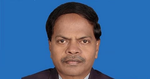 டீன் ரத்தினவேல்