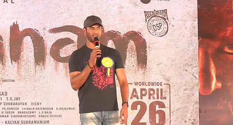 “வண்டி இல்லை... ரோடு சரியில்லை!” - சைக்கிளில் சென்று வாக்களித்தற்கு விஷால் விளக்கம்