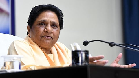 மருமகன் ஆகாஷ் ஆனந்த் எனது அரசியல் வாரிசு கிடையாது: மாயாவதி அறிவிப்பு
