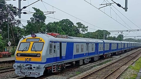 சென்னை - திருவண்ணாமலை வரை ரயில் சேவை நீட்டிப்பு; பயணிகள், வர்த்தகர்கள் மத்தியில் அமோக வரவேற்பு