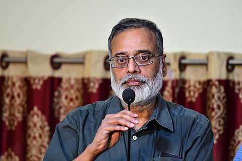 நியூஸ் கிளிக் இணையதள நிறுவனரை உடனடியாக விடுவிக்க உச்ச நீதிமன்றம் உத்தரவு