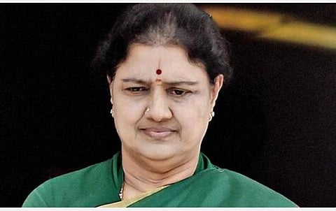 அதிமுக அழிவதை இனியும் வேடிக்கை பார்க்க முடியாது: சசிகலா சூளுரை