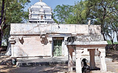 திருக்கோயில் வெளித்தோற்றம்.